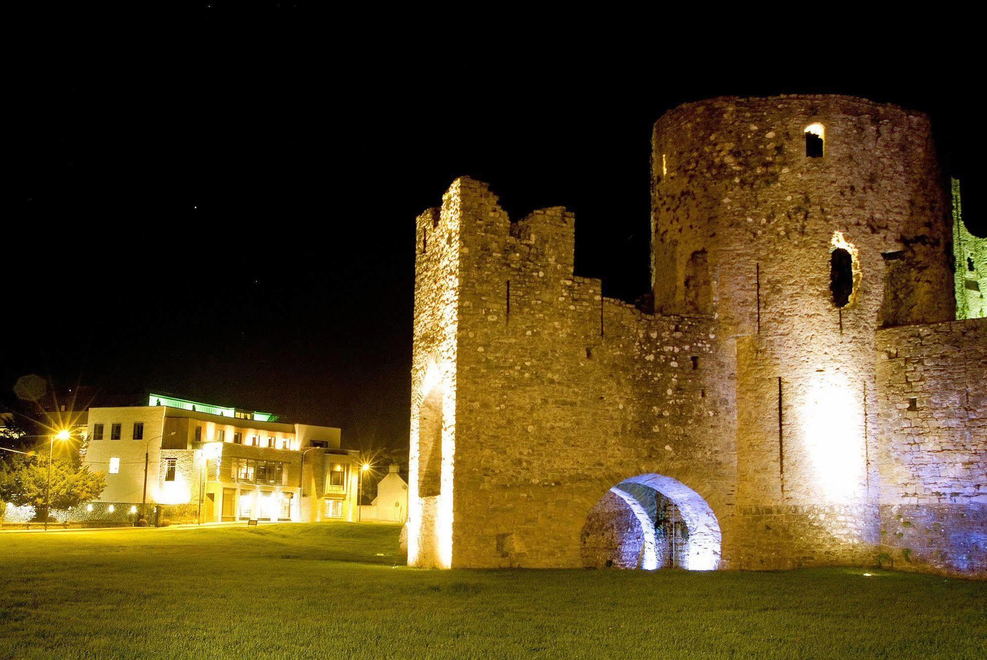 Trim Castle Hotel Exterior photo